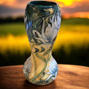 Montana Cornflower vase