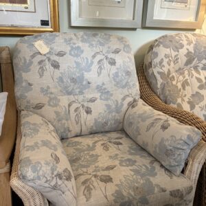 Daro Chair